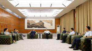 江蘇新越集團(tuán)與高遠(yuǎn)路業(yè)集團(tuán)座談交流